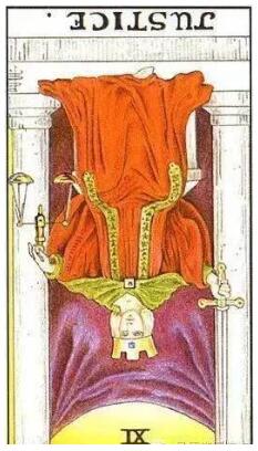 塔羅牌正義逆位