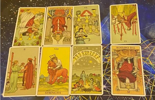 塔羅占卜斷聯他現在怎么樣了,有沒有想你