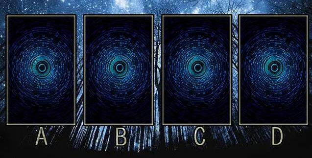 塔羅牌占卜我們感情走向，感情會保持多久？