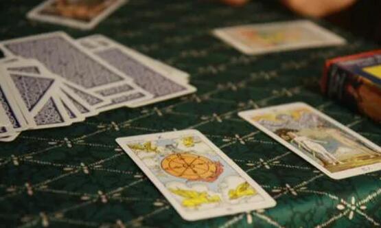 塔羅牌的牌陣怎么擺