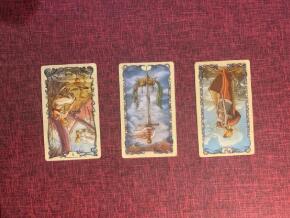 塔羅占卜：國慶期間需要注意些什么呢