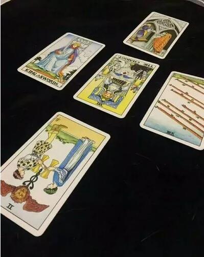 四季塔羅牌牌陣及解法