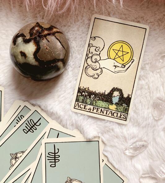 四張塔羅Ace牌中的女神力量