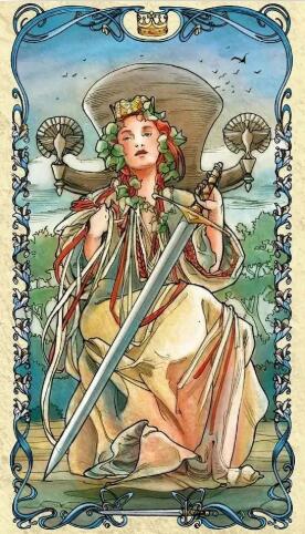 塔羅牌王后是什么意思